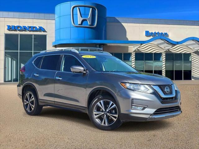 2019 Nissan Rogue SV for sale in Muskegon, MI