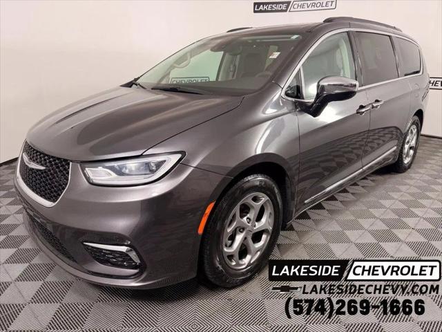 2023 Chrysler Pacifica Limited for sale in Warsaw, IN