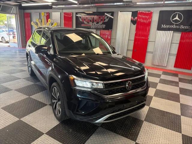 2024 Volkswagen Taos 1.5T SE for sale in Royal Oak, MI