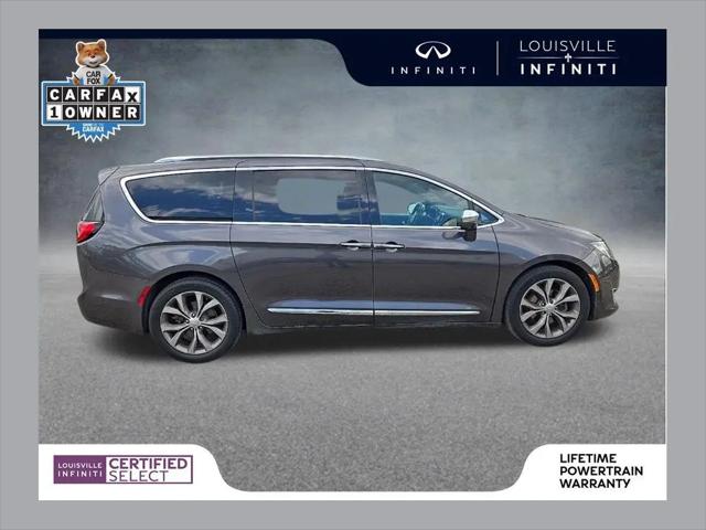 2020 Chrysler Pacifica 35th Anniversary Limited for sale in Louisville, KY