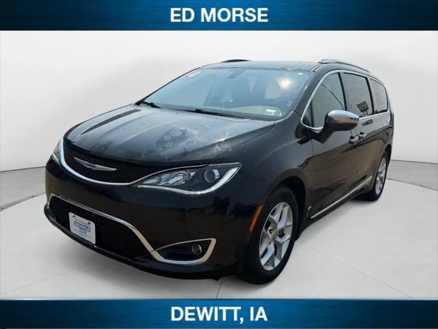 2020 Chrysler Pacifica Limited for sale in DeWitt, IA