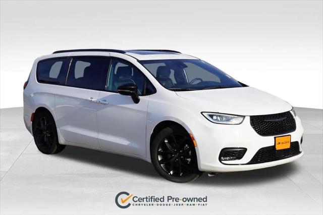2025 Chrysler Pacifica Limited for sale in New Prague, MN