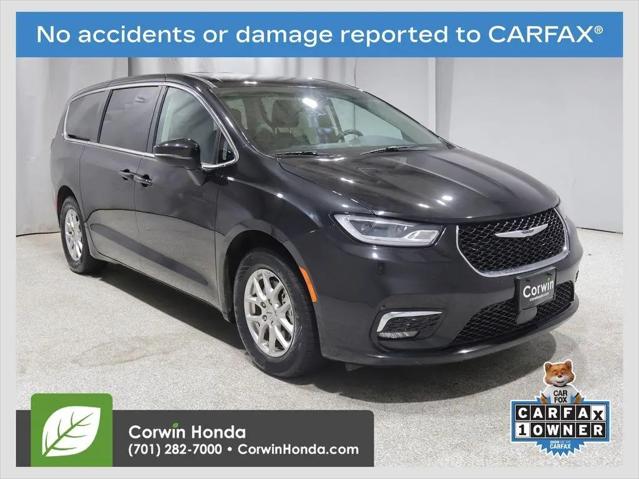 2023 Chrysler Pacifica Touring L for sale in Fargo, ND