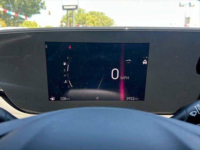 2024 Buick NV Avenir FWD