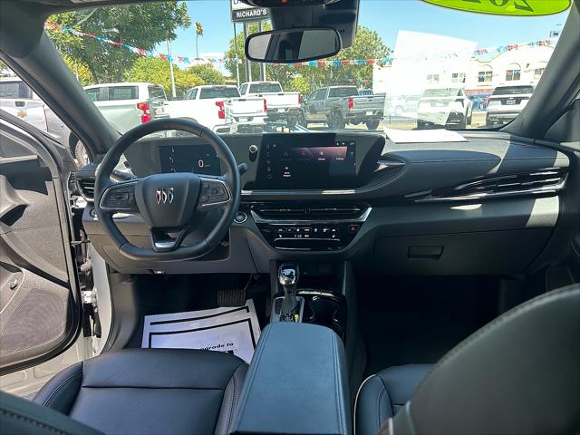 2024 Buick NV Avenir FWD
