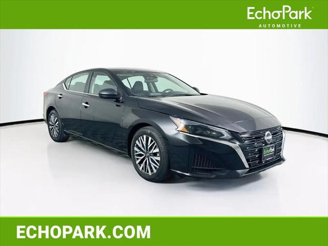 2025 Nissan Altima SV FWD for sale in Chesterfield, MO