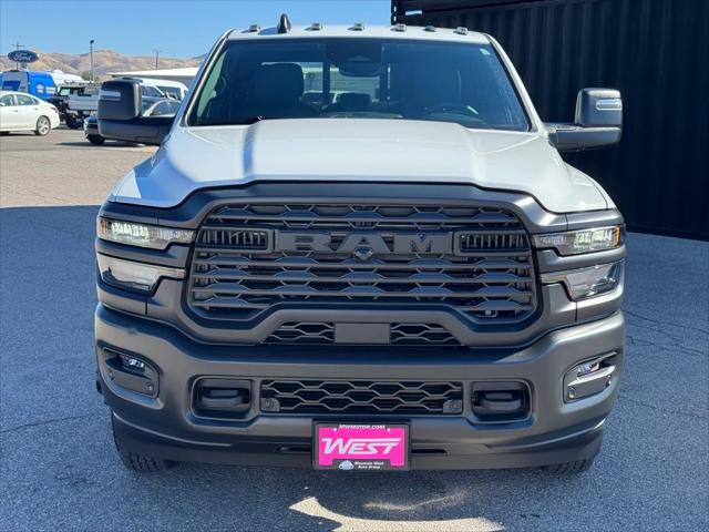 2027 RAM Ram 3500 RAM 3500 TRADESMAN CREW CAB 4X4 8 BOX