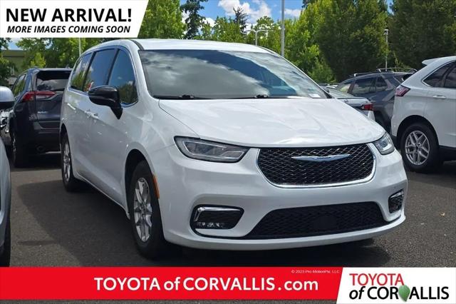 2025 Chrysler Pacifica Select for sale in Corvallis, OR