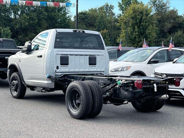 2027 RAM Ram 3500 Chassis Cab RAM 3500 TRADESMAN CHASSIS REGULAR CAB 4X4 60 CA 2027 RAM Ram 3500 Chassis Cab RAM 3500 TRADESMAN CHASSIS REGULAR CAB 4X4 60 CA