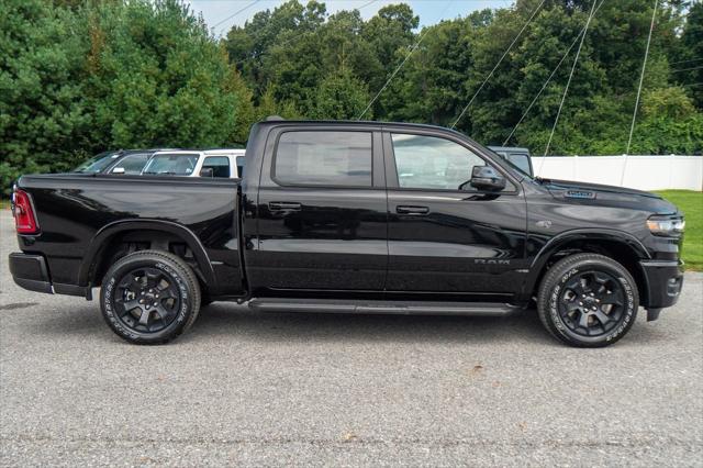 2027 RAM Ram 1500 RAM 1500 BIG HORN CREW CAB 4X4 57 BOX