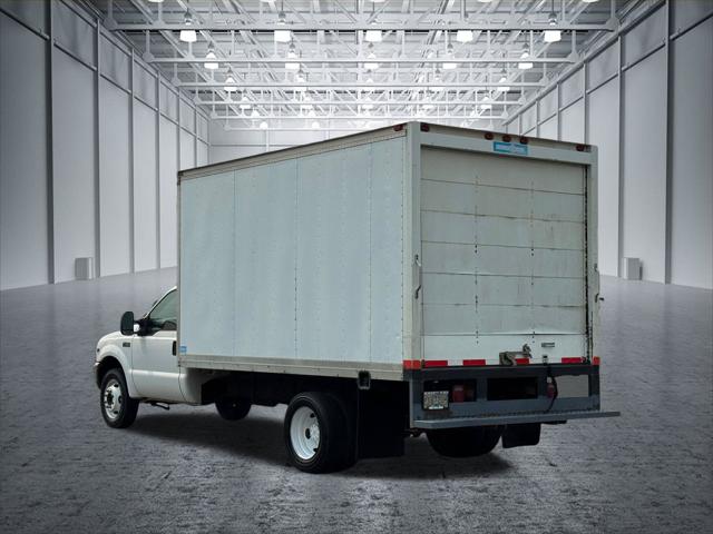 2002 Ford F-450 DRW