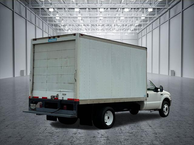 2002 Ford F-450 DRW