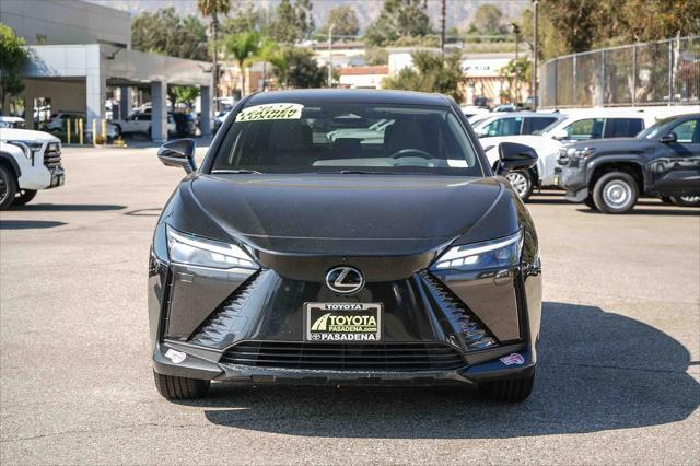 2024 Lexus 300 Premium