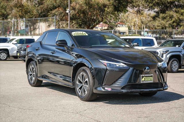 2024 Lexus 300 Premium