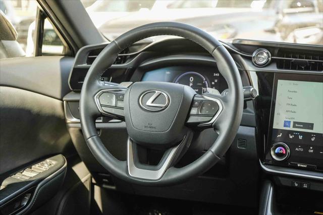 2024 Lexus 300 Premium
