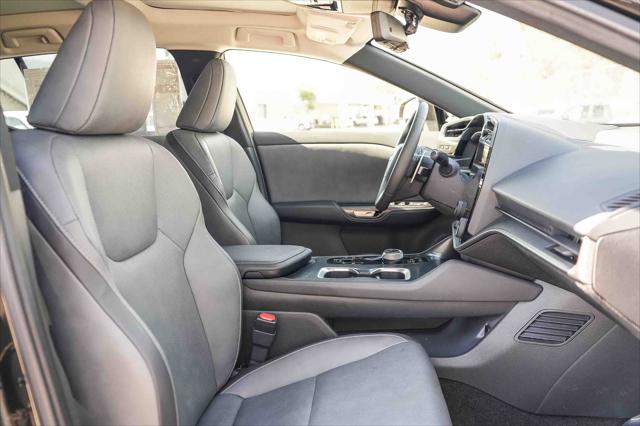 2024 Lexus 300 Premium