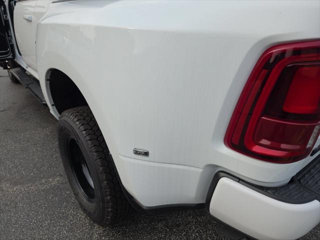 2026 Ram 3500 Laramie Mega Cab 4x4 64 Box