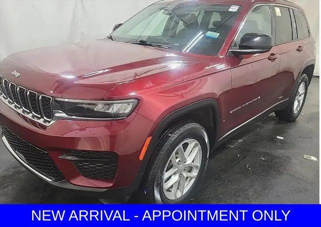 2023 Jeep Grand Cherokee Laredo 4x4 for sale in Denton, TX