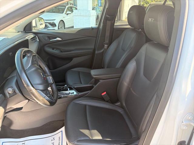 2024 Buick Encore GX Sport Touring FWD