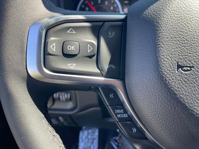 2026 Ram 1500 Big Horn Crew Cab 4x4 5'7" Box