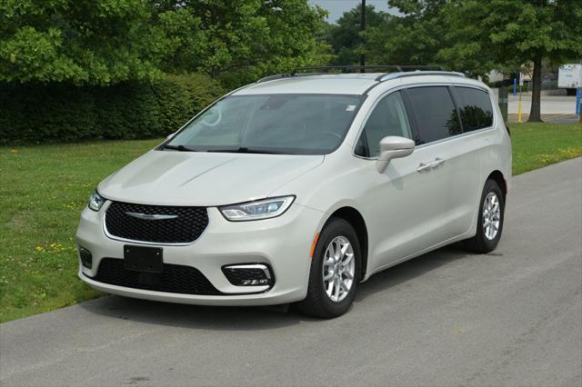 2021 Chrysler Pacifica Touring L for sale in Hermitage, PA