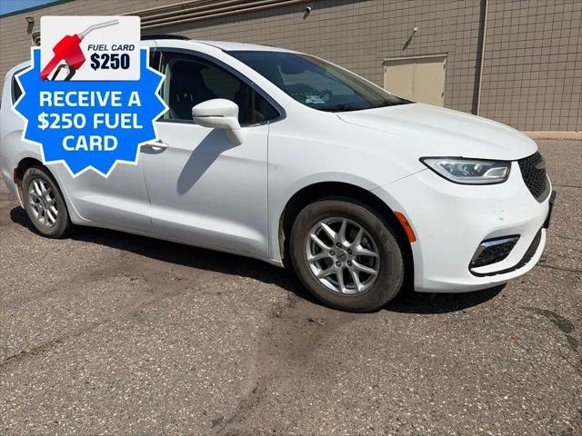 2022 Chrysler Pacifica Touring L for sale in St Cloud, MN