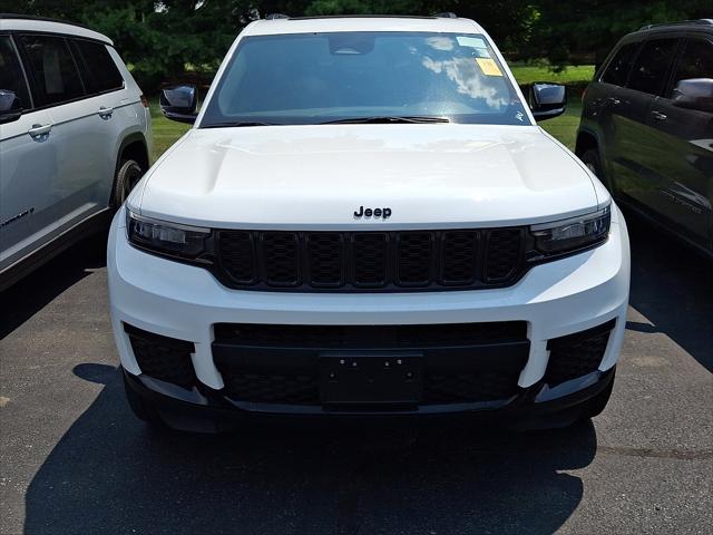 2023 Jeep Grand Cherokee L Altitude 4x4 2023 Jeep Grand Cherokee L Altitude 4x4
