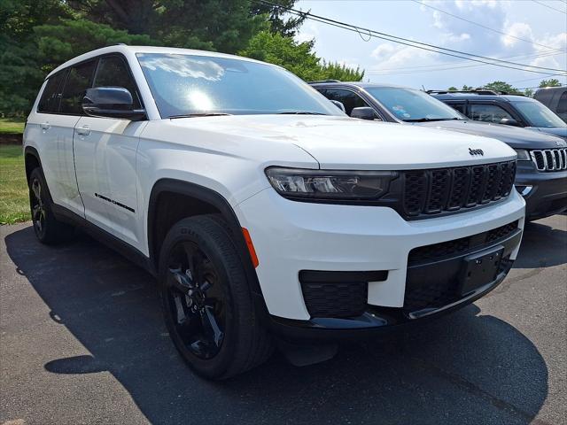 2023 Jeep Grand Cherokee L Altitude 4x4 2023 Jeep Grand Cherokee L Altitude 4x4