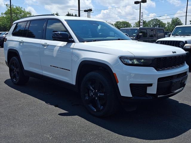 2023 Jeep Grand Cherokee L Altitude 4x4