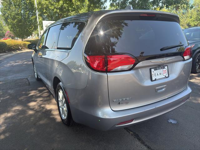 2017 Chrysler Pacifica LX