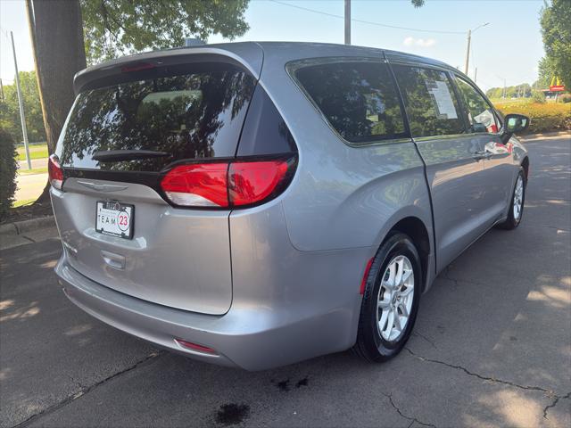 2017 Chrysler Pacifica LX
