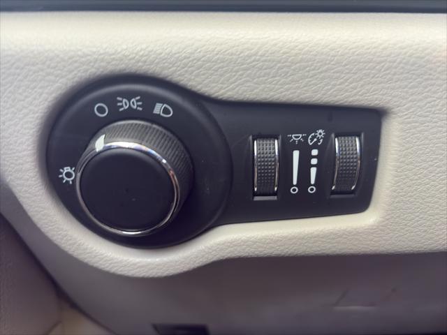 2017 Chrysler Pacifica LX