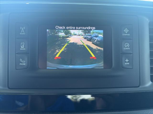 2017 Chrysler Pacifica LX