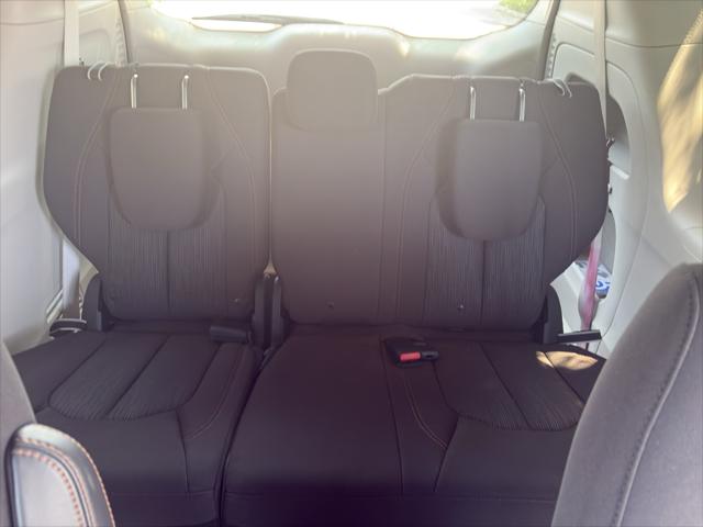 2017 Chrysler Pacifica LX