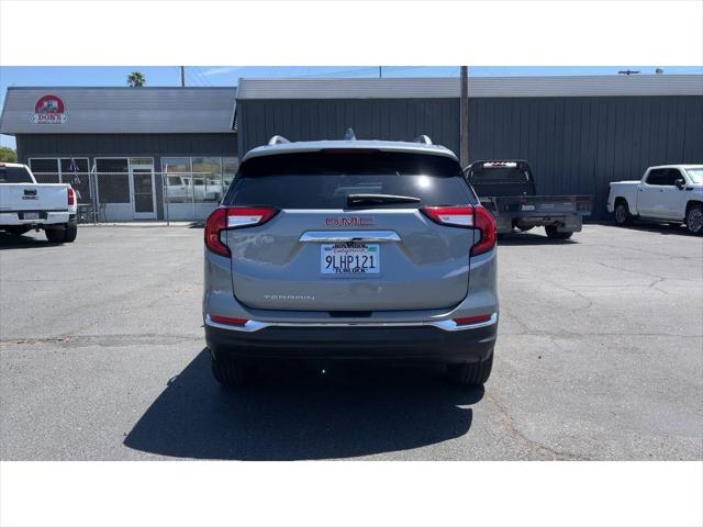 2024 GMC Terrain FWD SLT