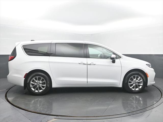 2023 Chrysler Pacifica Touring L AWD