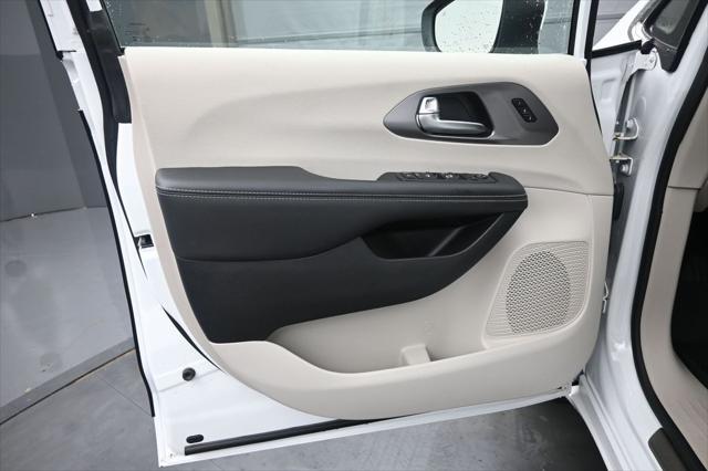 2023 Chrysler Pacifica Touring L AWD