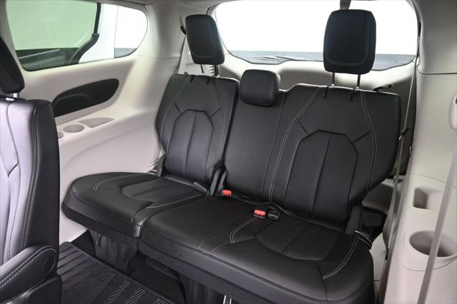2023 Chrysler Pacifica Touring L AWD