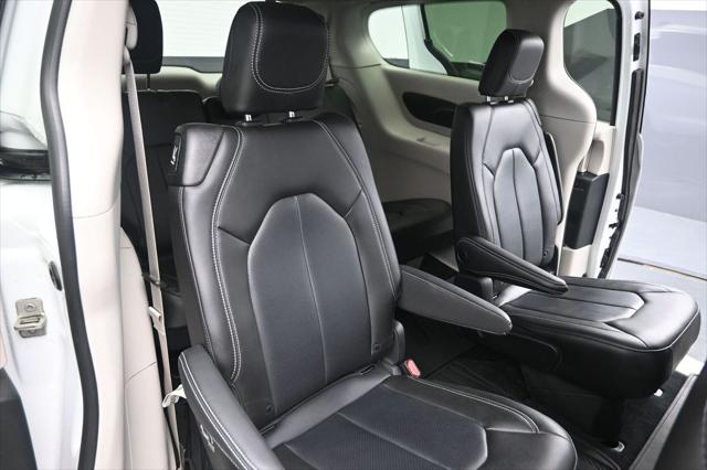 2023 Chrysler Pacifica Touring L AWD