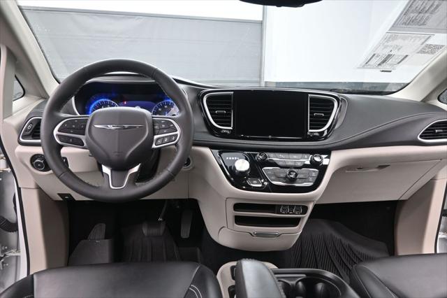 2023 Chrysler Pacifica Touring L AWD