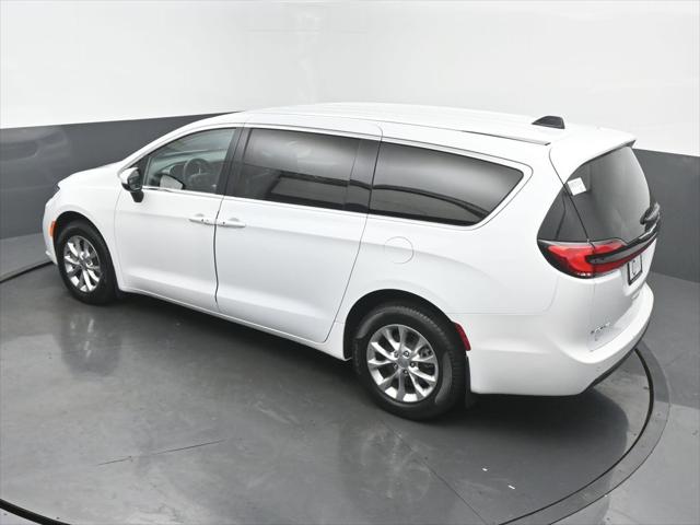 2023 Chrysler Pacifica Touring L AWD