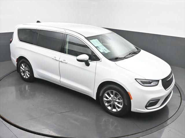 2023 Chrysler Pacifica Touring L AWD