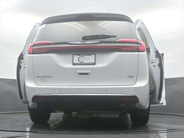 2023 Chrysler Pacifica Touring L AWD