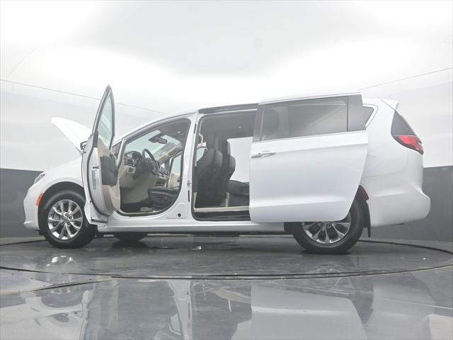 2023 Chrysler Pacifica Touring L AWD