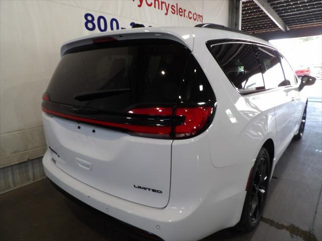 2025 Chrysler Pacifica Limited
