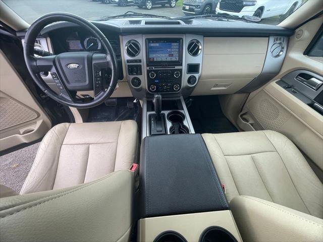 2016 Ford Expedition XLT 2016 Ford Expedition XLT