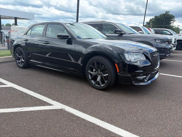 2023 Chrysler 300 300S 2023 Chrysler 300 300S