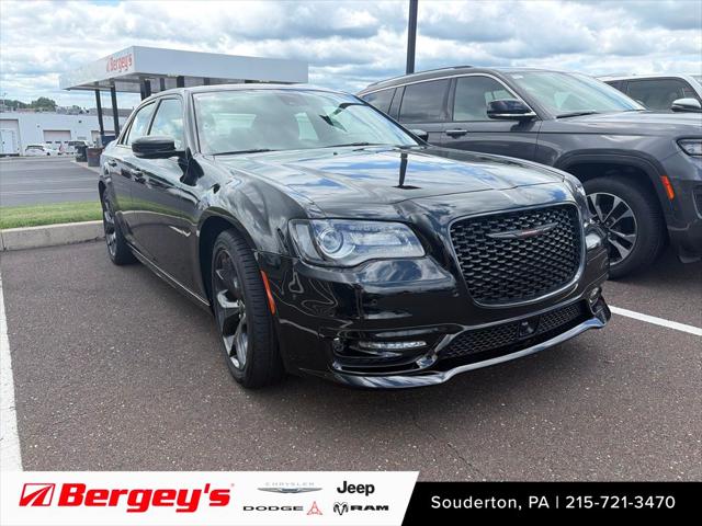 2023 Chrysler 300 300S 2023 Chrysler 300 300S