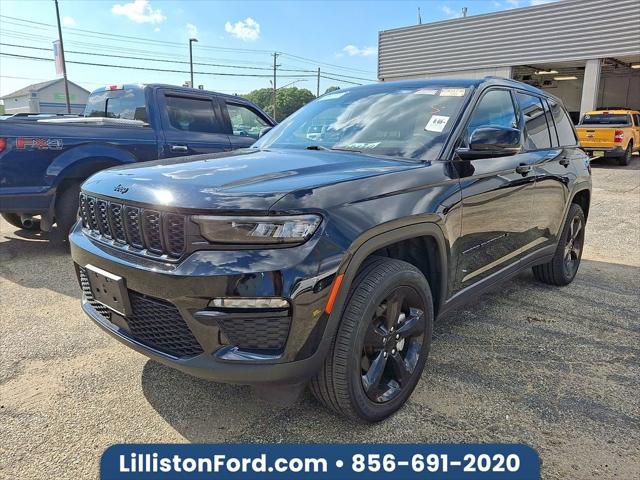 2023 Jeep Grand Cherokee Limited 4x4 2023 Jeep Grand Cherokee Limited 4x4
