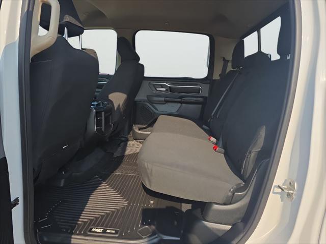 2019 Ram 1500 Big Horn/Lone Star Crew Cab 4x4 5'7" Box